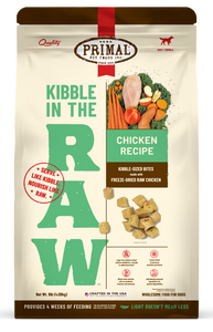 Kibble in the Raw Chicken Recipe dog food bag featuring freeze-dried raw chicken and fresh ingredients.