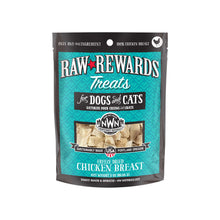 Load image into Gallery viewer, Northwest Naturals Freeze Dried Treats packaging for dogs and cats, featuring freeze-dried chicken breast.